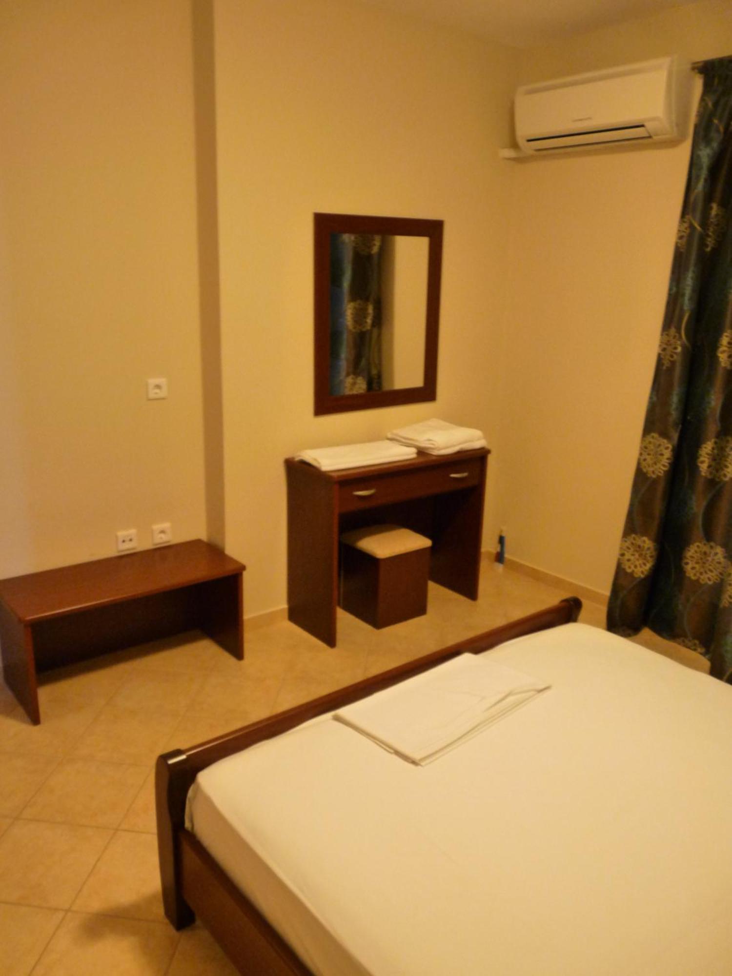 Hotel Sea Eratini Pokoj fotografie